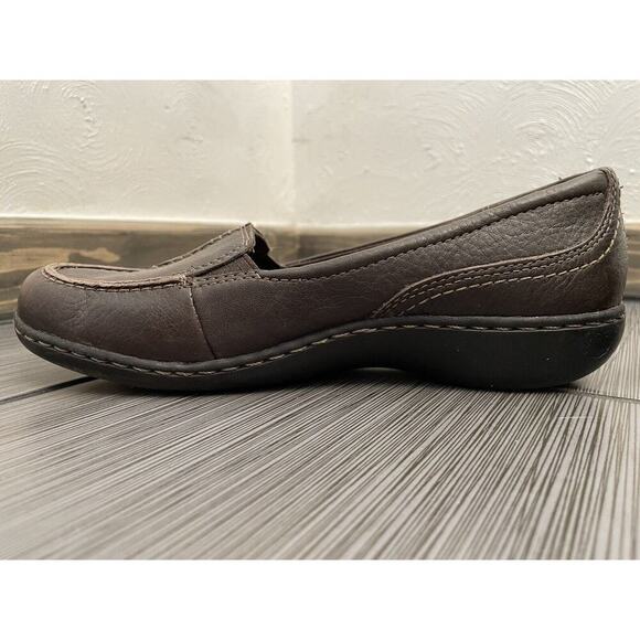 Clarks Ashland Bendable Loafers Womens Size 7M Brown Textured Leather Moccasins - Picture 5 of 13